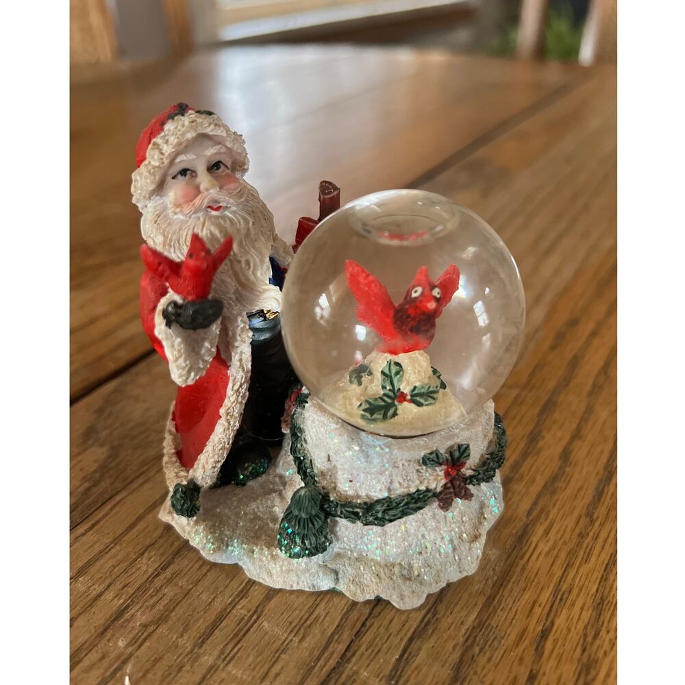 Vintage Christmas Water Snow Globe Santa with cardinals birds